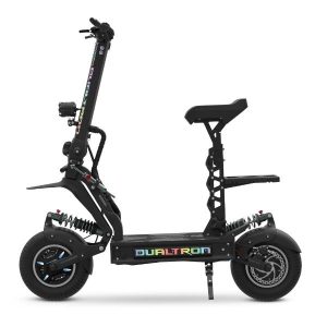 scooter eléctrico dualtron asequible con asiento en color negro