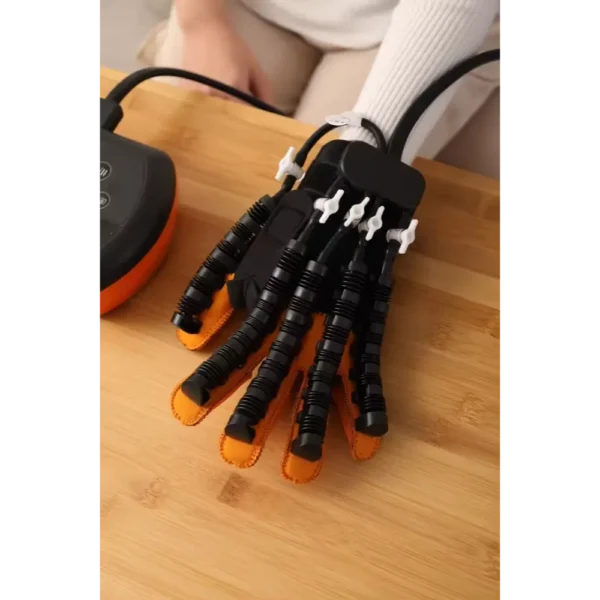 guantes robóticos de rehabilitación hechos de materiales blandos