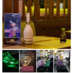 Porta Menú Vertical con Luz LED y Estación de Energía - Imagen 9