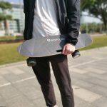 Hi-Flying Skateboard Eléctrico con Motor de 350 Watt - Imagen 5