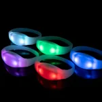 Pulsera LED Activada por Sonido con Control Remoto - Imagen 11
